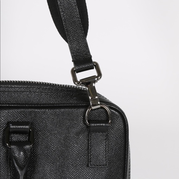 Burberry Calf Grain Leather Newburg Unisex Briefcase Messenger Bag - Picture 5 of 12